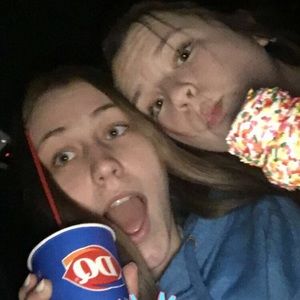 Meet your Posher, Sara